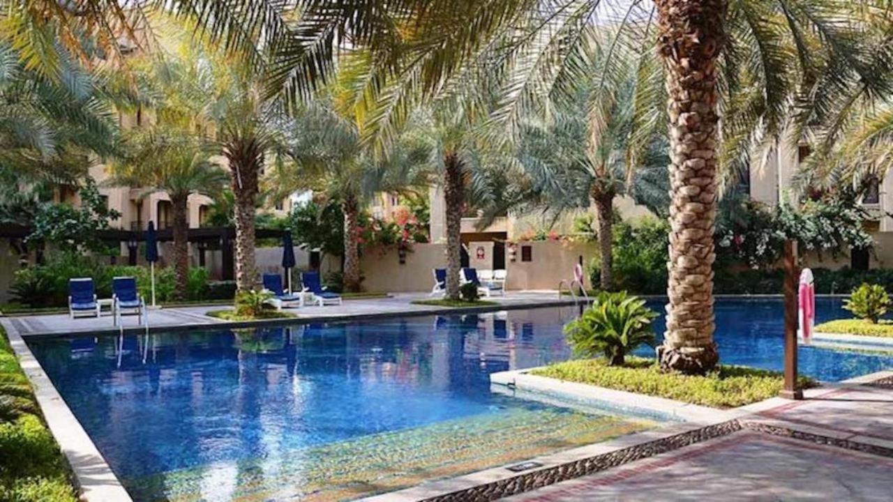 Trophy 2br Aladdin Estate W Burj Khalifa View Dubaï