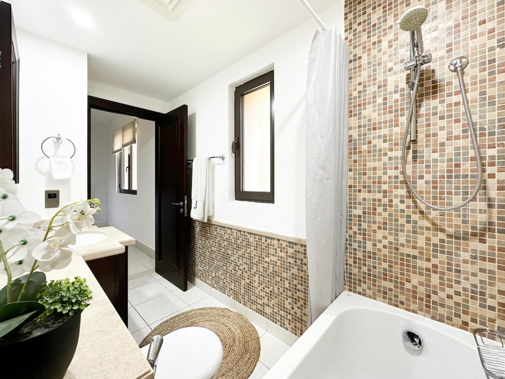 Trophy 2br Aladdin Estate W Burj Khalifa View Dubaï