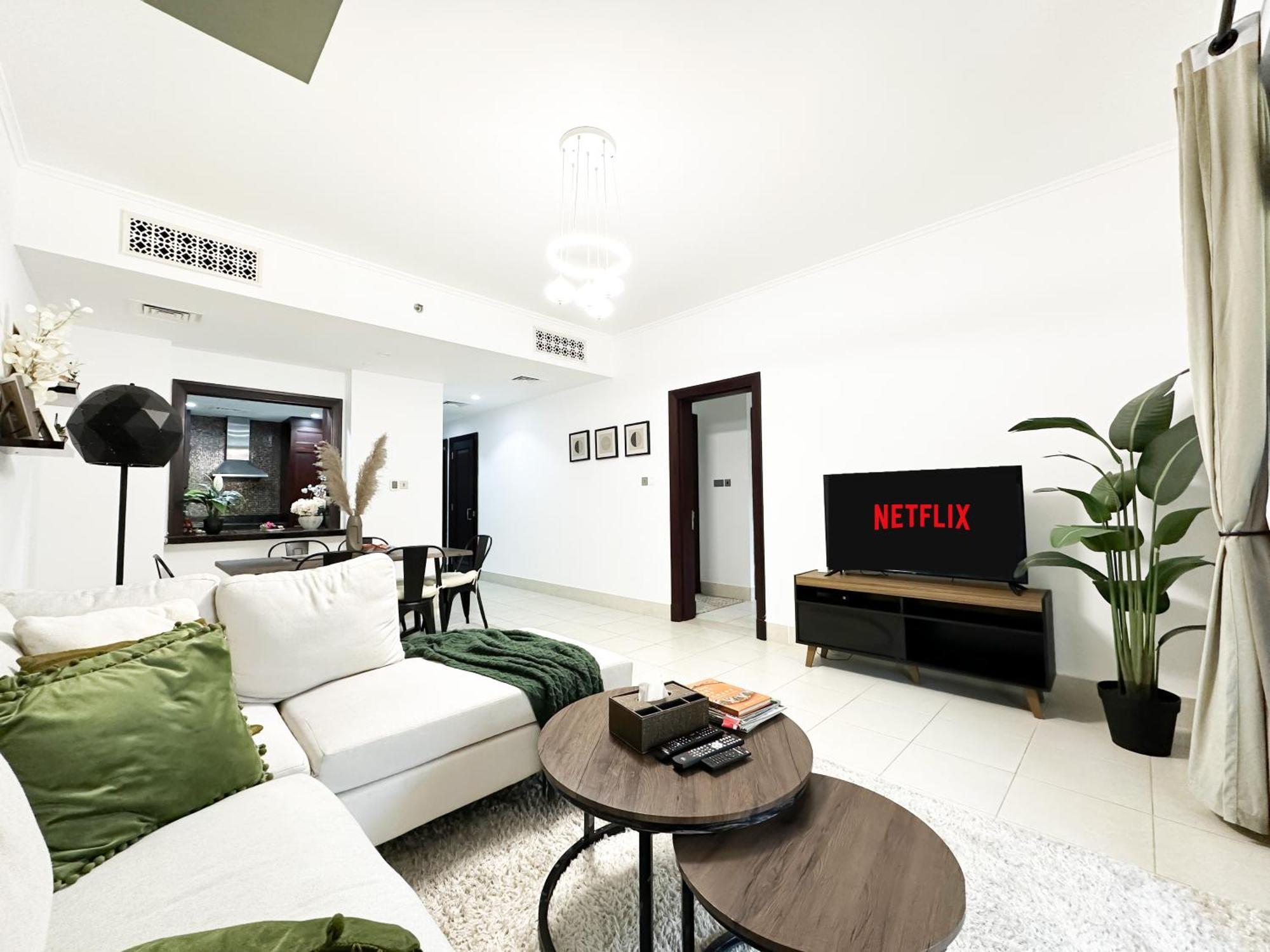 Trophy 2br Aladdin Estate W Burj Khalifa View Dubaï